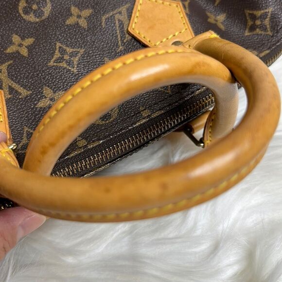 💯Authentic Louis Vuitton Speedy 30 Monogram 🍀 - Picture 16 of 17